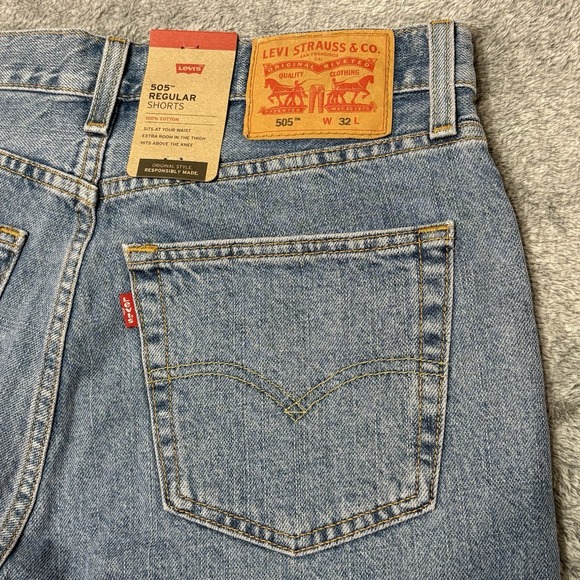 NWT Levi's 505 Regular Denim Shorts Men W32 Blue Straight Leg Jean Shorts - Picture 3 of 13